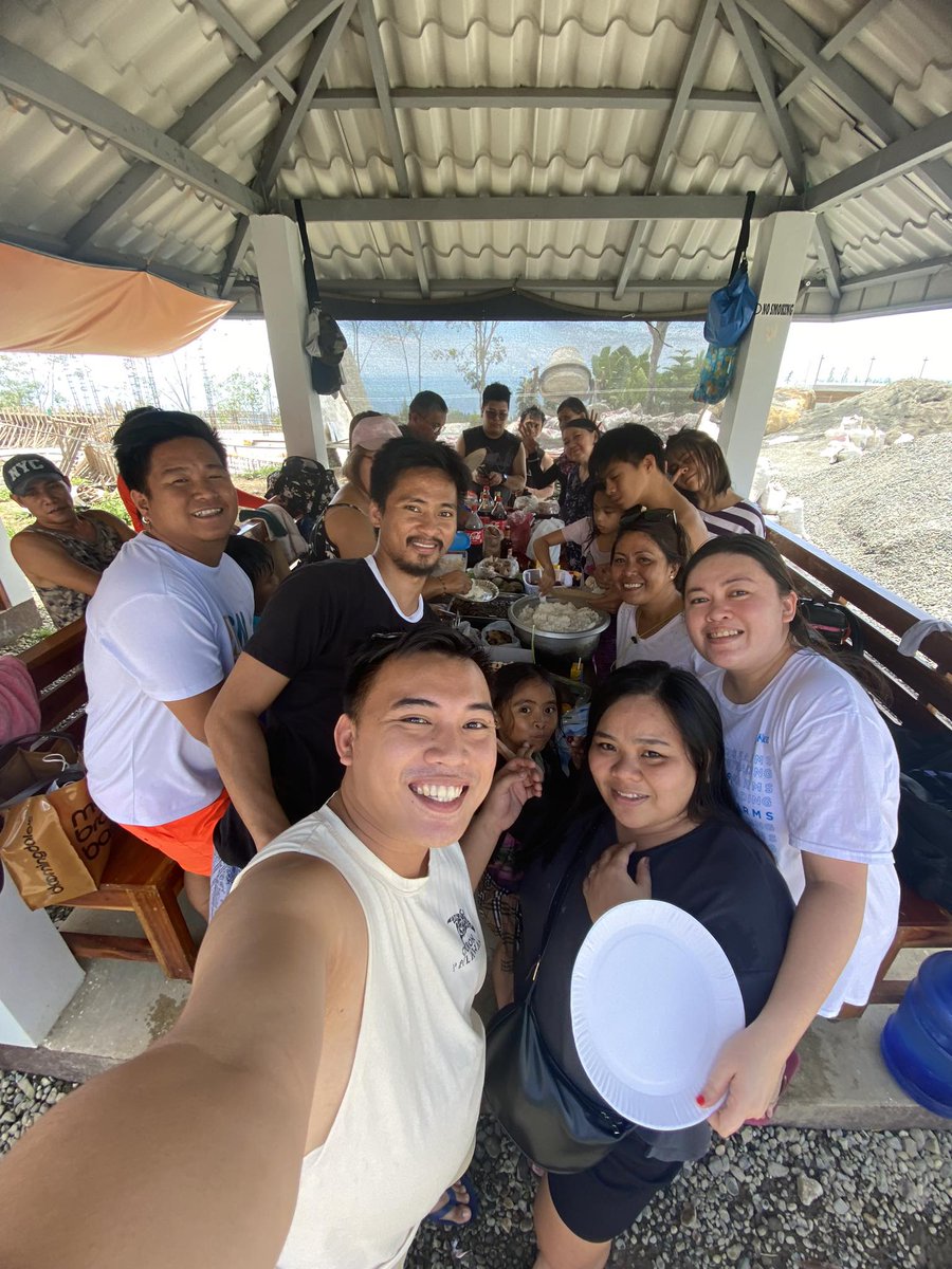 kalcoste's tweet photo. Fam 🥰 https://t.co/a74QGweWtU