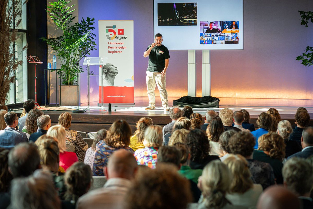 KringUCK's tweet image. 50 jaar Utrechtse Communicatiekring! We maken er vandaag een fantastische dag van tijdens onze jubileumbijeenkomst ‘Misleidende verleiding’