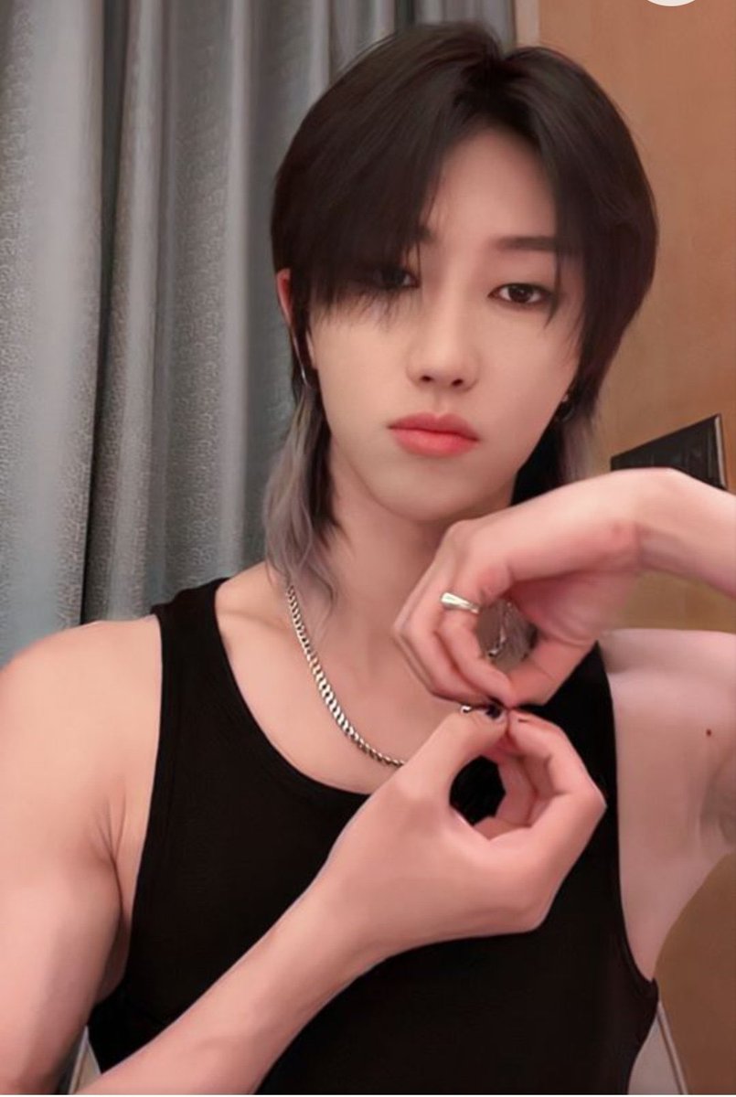 ㅎㅎ I’m DM Limit :( tweet media