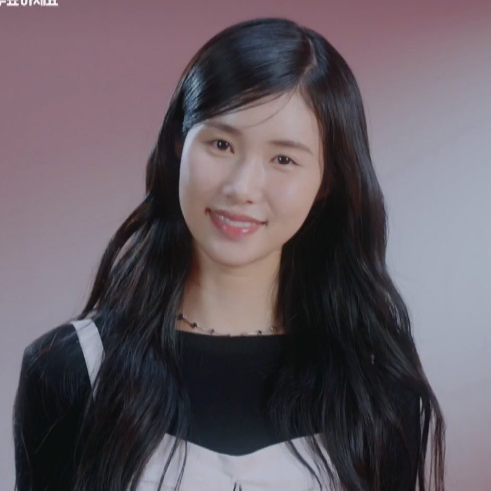 🔖  ⋮  INFO ADMIN

Pour l’instant je pense mettre en HIATUS le compte, histoire d’attendre d’avoir de ses nouvelles mais j’ai confiance en elle, elle va débuter, elle a tout pour y réussir ❤️ Je viendrais de temps en temps ici pour voir les nouvelles updates concernant Jiwoo !