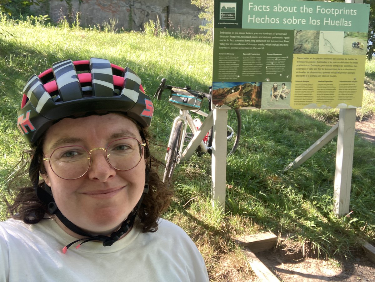 MassBike's tweet photo. With the long weekend coming up, we're challenging you to go somewhere new by bike!

Jes had been meaning to check out @thetrustees Dinosaur Footprints. So, after a quick ABC bike check, she took a ride from Northampton to Holyoke. 

Where will your bike take you this weekend? https://t.co/CmBwUL6AKs