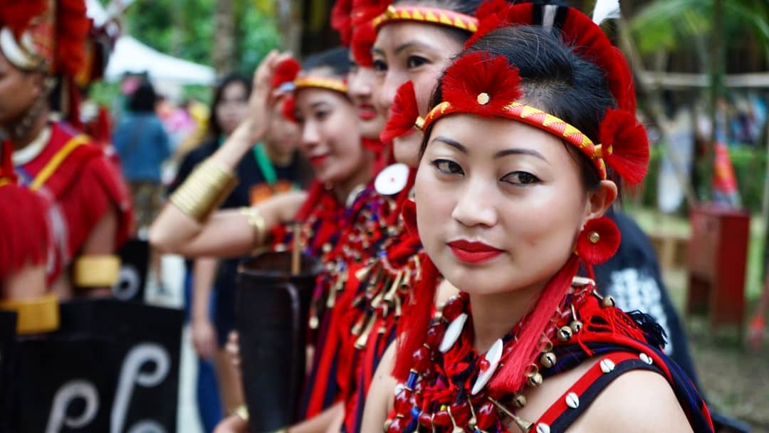 TribalArmy's tweet photo. Know Your Tribes! 

The Sangtam tribe people are one of the major ethnic groups in #Nagaland who inhabit the Tuensang District.

They adorn themselves with intricate jewelry made of shells &amp; beads and colorful attires. 

#IndigenousPeoples #India https://t.co/FCGSmfbec5