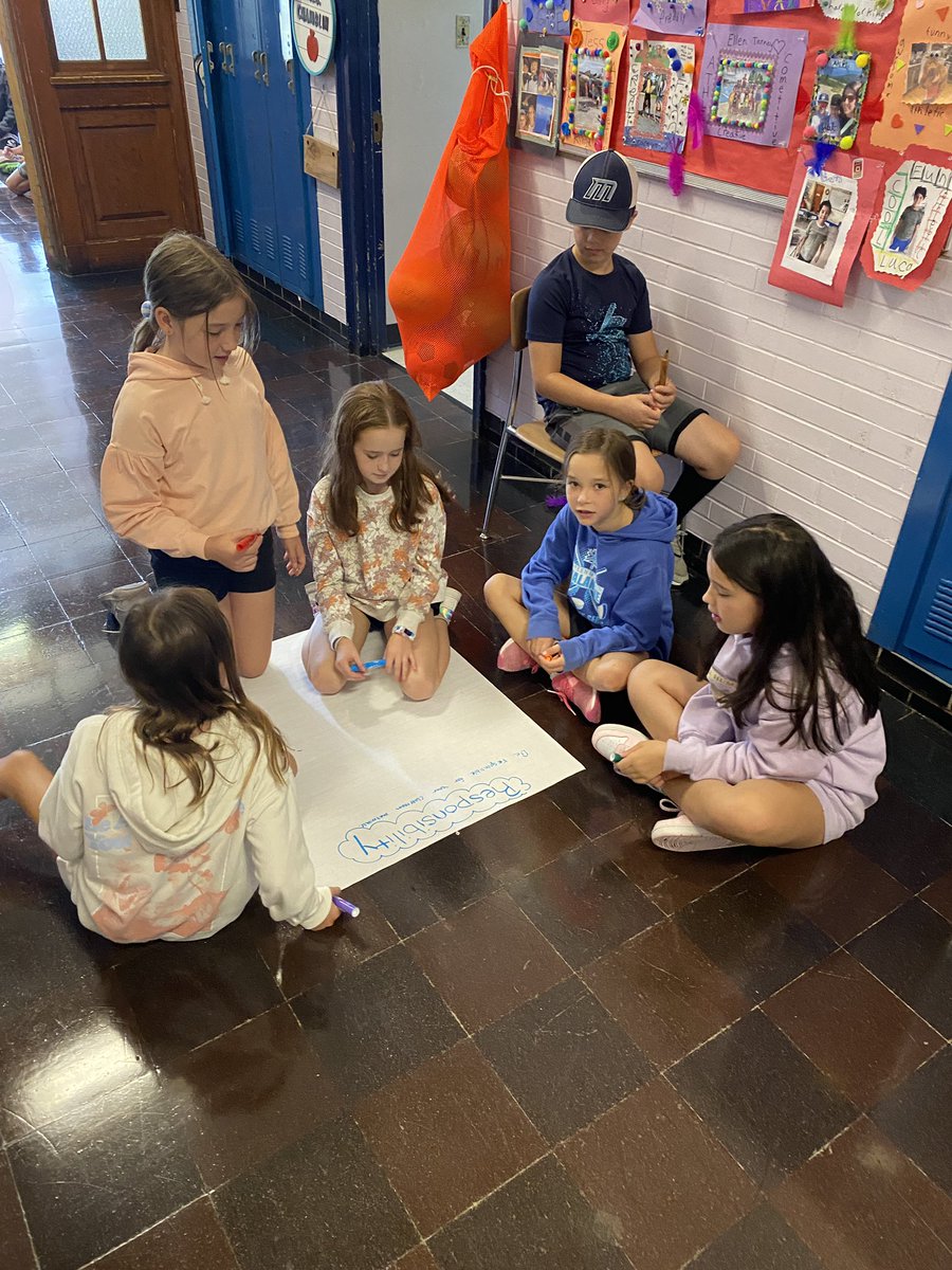 mrschamblin1's tweet photo. Reflecting on our #dalecorevalues and creating statements to live by! #beproudbedale #medfieldps https://t.co/RRehlDY6j9