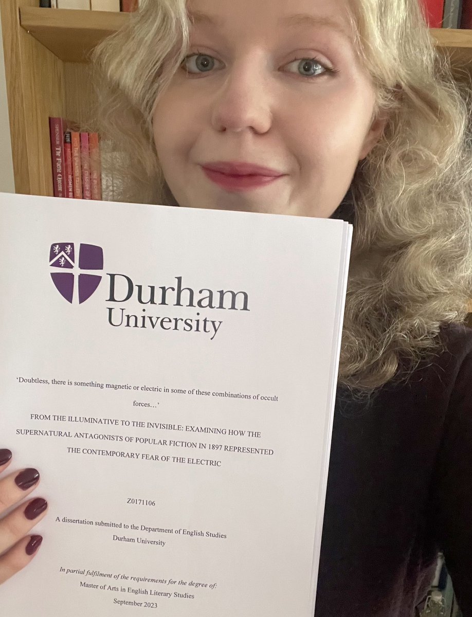 lydvicmont's tweet photo. Celebrating both my birthday and my MA dissertation submission today!!! https://t.co/j4mW9XX1Zt