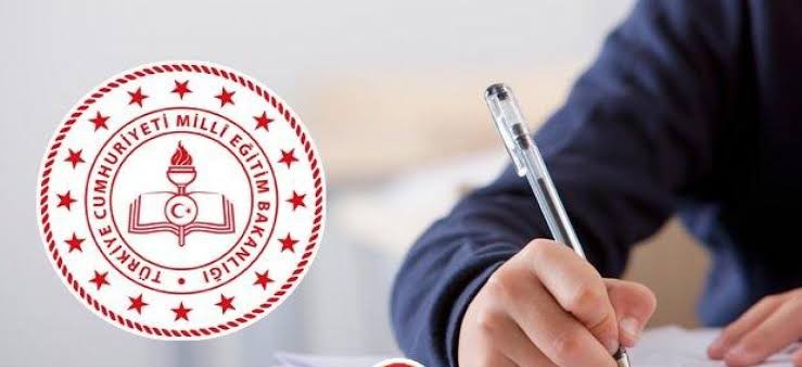 #İOKBS Bursluluk Sınavına girecek adayların kimlik kartı işlemleri için 3 Eylül Pazar günü 07.30 - 11.30 saatleri arasında Nüfus Müdürlüğümüz açık bulundurulacaktır.
Kamuoyuna saygıyla duyurulur.
<a href="/TCNufus/">Nüfus ve Vatandaşlık İşleri Genel Müdürlüğü</a> 
<a href="/UrfaValiligi/">T.C. ŞANLIURFA VALİLİĞİ</a>
<a href="/sanliurfanufus/">Şanlıurfa İl Nüfus ve Vatandaşlık Müdürlüğü</a> <a href="/HASANBASARAN07/">Hasan BAŞARAN</a>
<a href="/siverekkaymakam/">SİVEREK KAYMAKAMLIĞI</a>