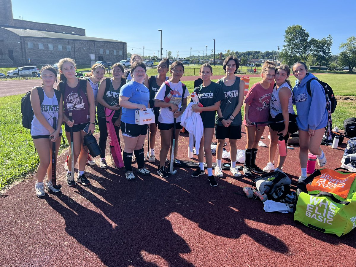 Miss__Corbett's tweet photo. Wishing our girl Megan a Happy Birthday!!! So glad we could celebrate with you! #brewsterfh https://t.co/3XrPY8lE5j