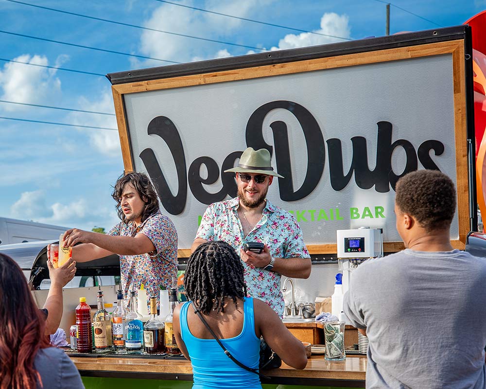 #Foodtrucks have transformed our region’s #culinaryscene, and they’ve given us all a little bit of magic. Meet a few of #Rockford’s top trucks and learn what it takes to make the magic happen. …hwestterritory.northwestquarterly.com/2023/08/24/loc…