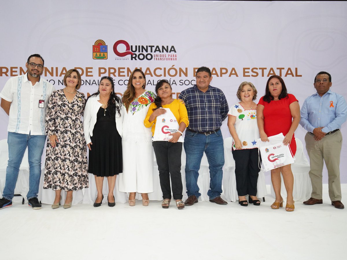 Así mismo, tomamos protesta de los nuevos Comités de Contraloría Social de Obras, Apoyos y Servicios. 

En este gobierno de transformación profunda, trabajamos en coordinación con la sociedad para garantizar que los recursos lleguen verdaderamente a quienes más lo necesitan