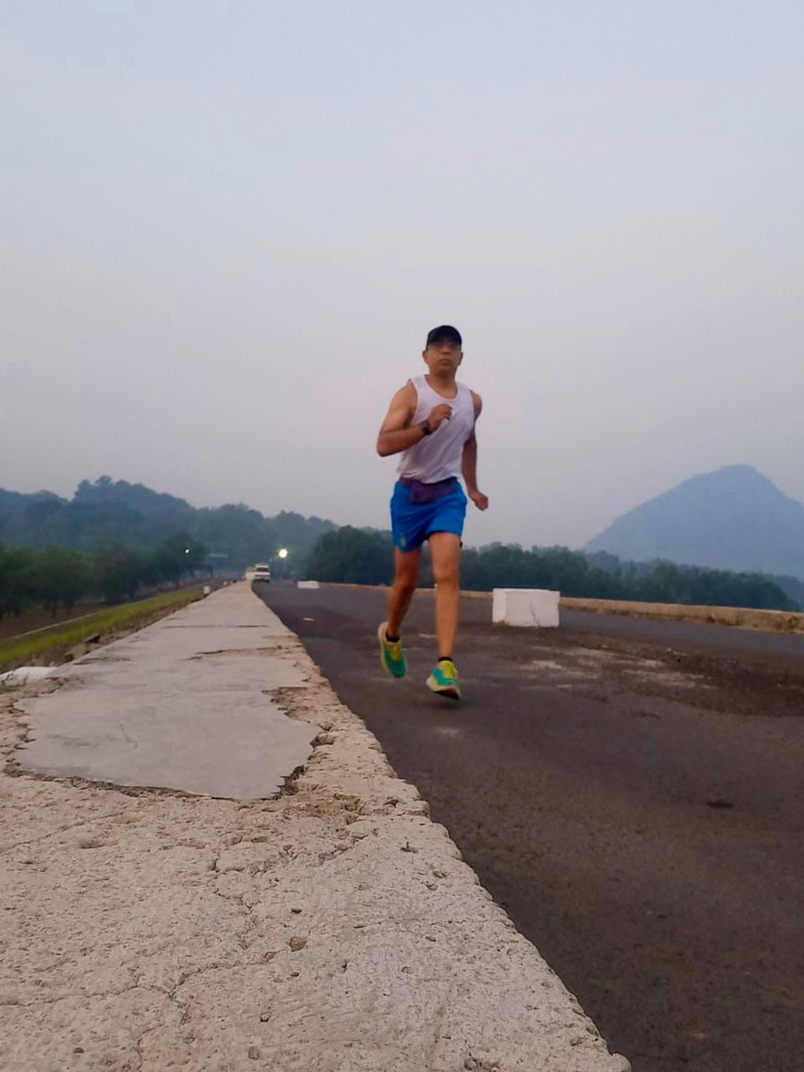 AbbJayanta's tweet photo. I run because long after my footprints fade away, maybe I will have inspired a few to reject the easy path, hit the trails, put one foot in front of the other, and come to the same conclusion I did: I run because it always takes me where I want to go.
-Dean Karnazes https://t.co/aBU8NDXWjJ