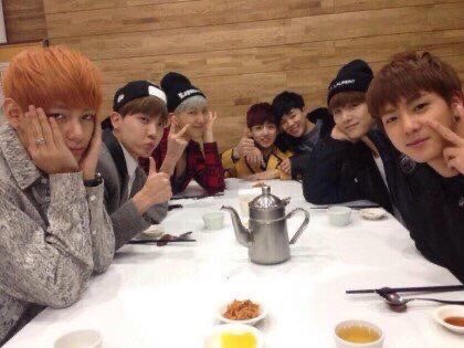 Team7Paradise's tweet photo. JUNGKOOK: "los hyungs han estado conmigo desde que tengo 15 años, ellos me criaron"

a beautiful thread 🧵
#JungkookDay https://t.co/Evm5IWZVlQ