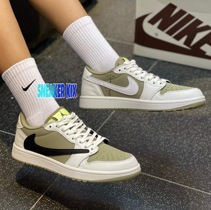 MeRightNow27's tweet photo. ✨️11:11✨️
 Jordan 1 Low Travis Scott "Golf Olive" CUTTIEE!!!✨️🤞
Ctto: https://t.co/xfIDZMNwt1