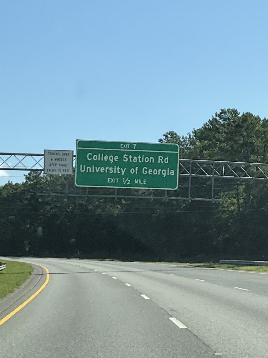 CherokeeRose37's tweet photo. Hello Athens π₯° #GoDawgs https://t.co/pYM4gi6MKm