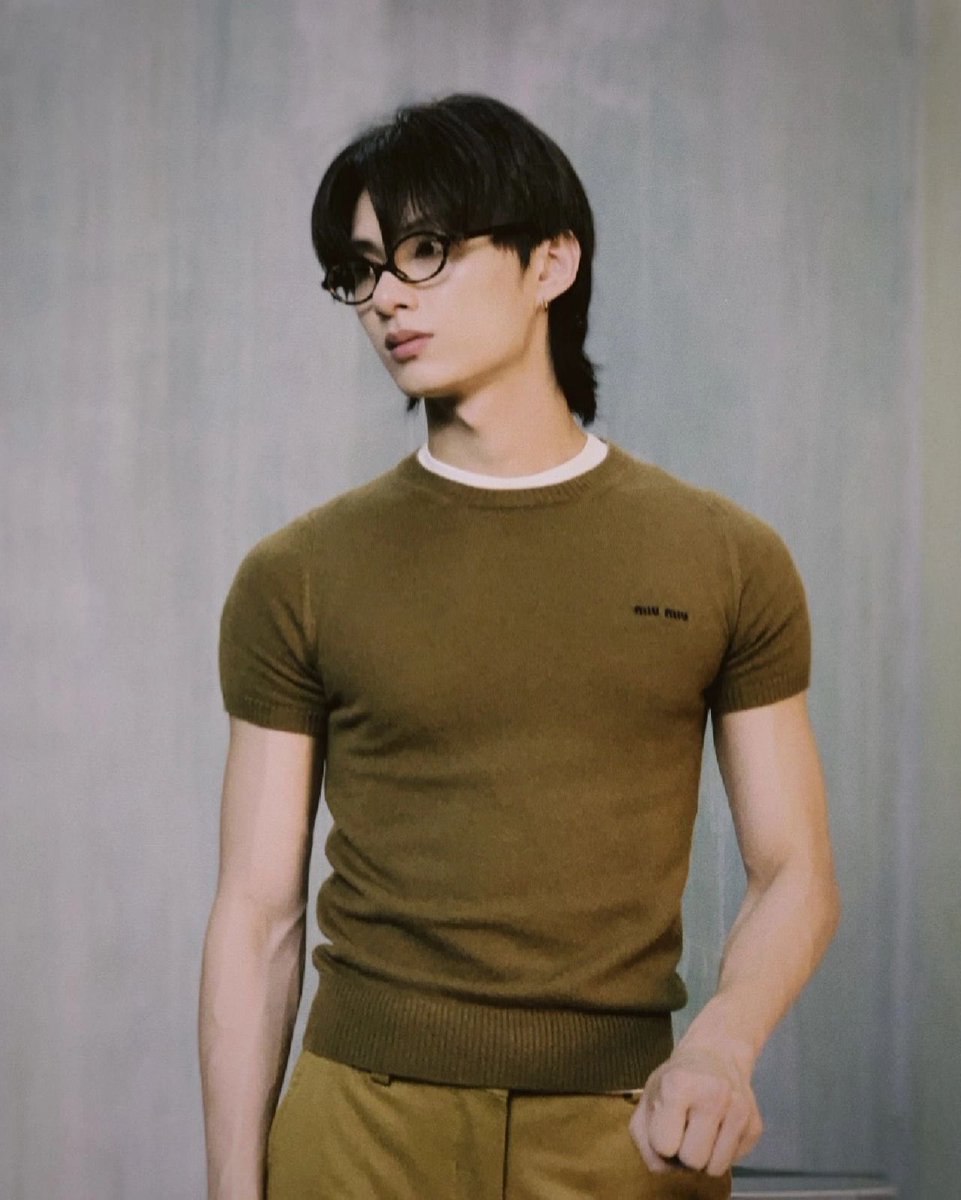minghaocheol_'s tweet photo. im gonna be honest i'm still here https://t.co/xNE5JxlCJz