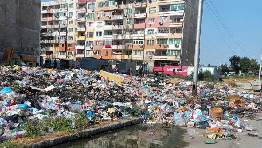 Spas_IG's tweet photo. @MrBeast @MrBeast That was an easy task. Next time try here in this gypsy ghetto. https://t.co/3cGmksM6Us