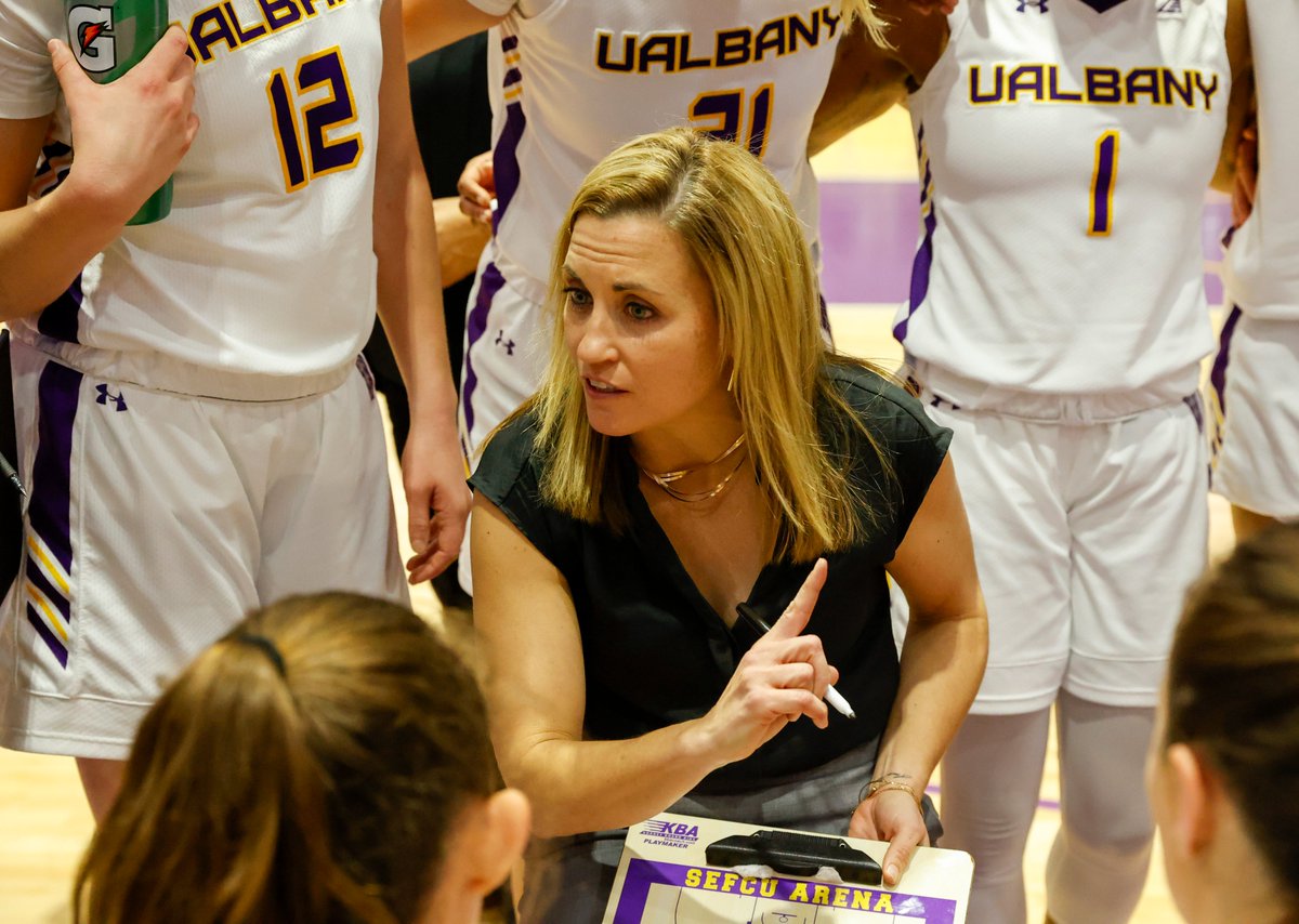 UAlbanyWBB's tweet photo. Contract ➡️ EXTENDED

Full release ➡️ https://t.co/SU54W117lE

#ELEVATE // #UAUKNOW // #AEHoops https://t.co/pw4Itz3LLK