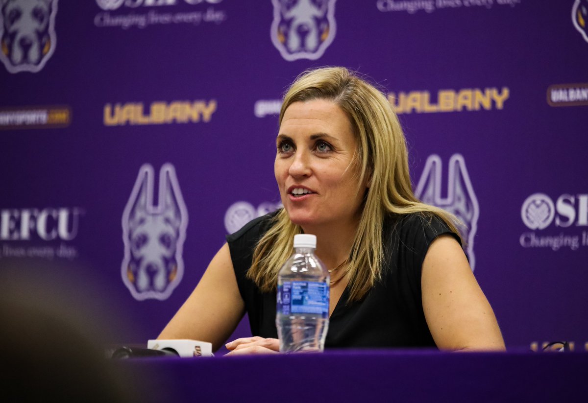 UAlbanyWBB's tweet photo. Contract ➡️ EXTENDED

Full release ➡️ https://t.co/SU54W117lE

#ELEVATE // #UAUKNOW // #AEHoops https://t.co/pw4Itz3LLK