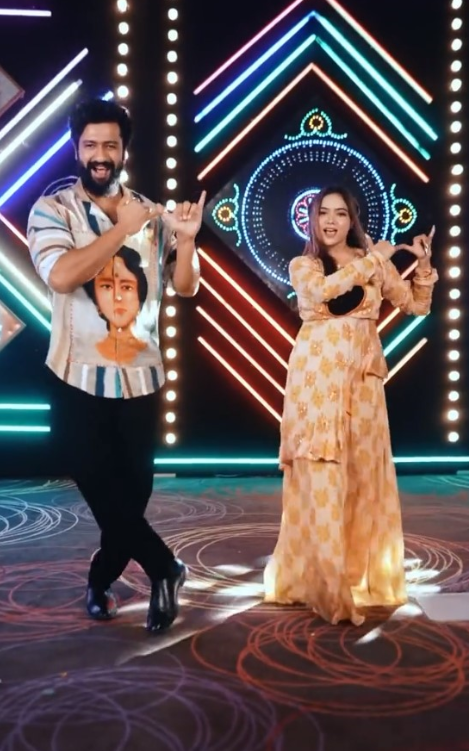 BollySpy's tweet photo. It's great to hear that the excitement surrounding #ManishaRani's dance reel with #VickyKaushal for his song #KanhaiyaTwitterPeAaja is still running high. 

May all of Manisha's dreams come true, and may she make a successful entry into Bollywood. https://t.co/RMa3Vv3hPB