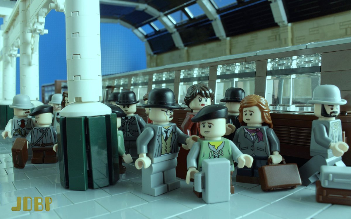peggyjdb's tweet photo. #OTD in 1939 Operation Pied Piper took place. The operation saw the first wave of evacuations out of Britain's cities.  Over the course of 3 days 1.5 million evacuees were sent to rural locations. Amongst the evacuess were my dad and auntie who left London for Besford https://t.co/5kqOFF8nFC