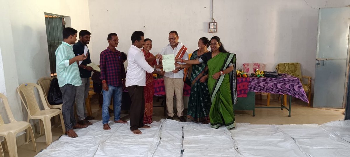 Today distributed GKPL Basti Patta to 64 beneficiaries of Khilapadar village by hon’ble MLA ,Gunupur and other PS members