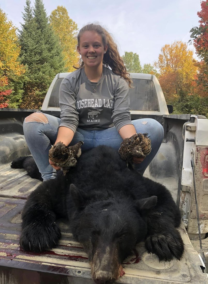 Nursing assistant Cassidy Rood (Maine) works at a nursing home. In her spare time she kills bears. Poor old folks. Do they even know a killer walks amongst them? 🤬RT #BanTrophyHunting @_Pehicc @SARA2001NOOR @Angelux1111 @Gail7175 @DidiFrench @PeterEgan6 @RobRobbEdwards