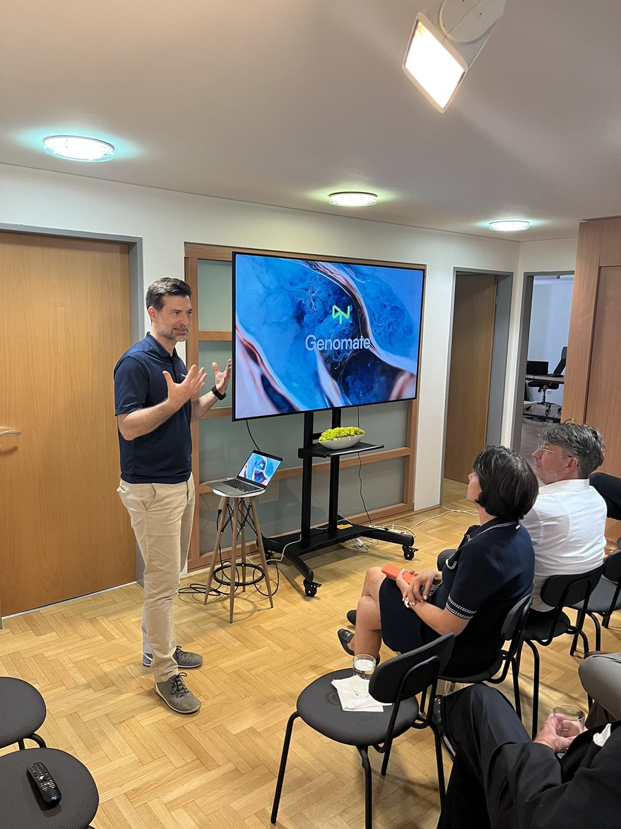 Excited to hear <a href="/IstvanPetak/">Istvan Petak</a>’s presentation at the global meeting of the <a href="/GenomateHealth/">Genomate Health</a> team in #Budapest, the future of #AI-based precision oncology seems bright!