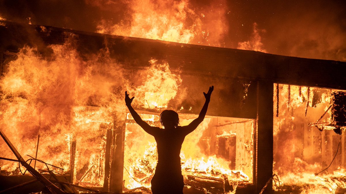 libsoftiktok's tweet photo. Insane photos of the damage caused by Joe Biggs tearing down a fence on Jan 6th which justify his 17 year sentence. 

Jk. This is from when BLM burned down our country for 6 months. https://t.co/vktMCKXItl