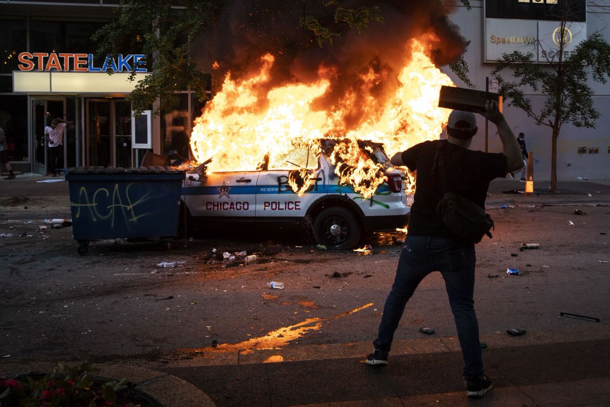 libsoftiktok's tweet photo. Insane photos of the damage caused by Joe Biggs tearing down a fence on Jan 6th which justify his 17 year sentence. 

Jk. This is from when BLM burned down our country for 6 months. https://t.co/vktMCKXItl