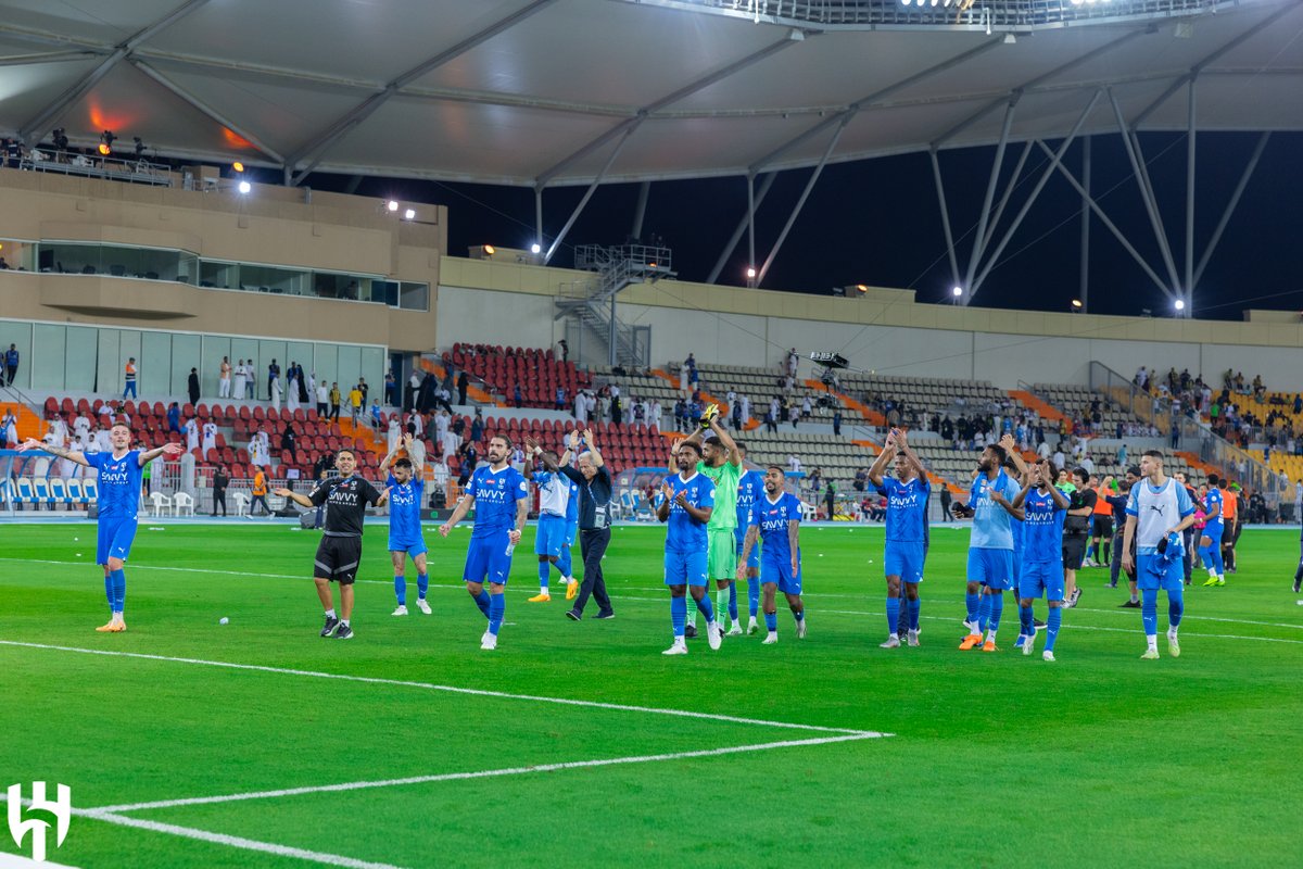 Alhilal_FC's tweet photo. 🎶 الفوز الليلة أليم 🤩☝️

⁧#الاتحاد_الهلال https://t.co/fy4pFvVqfD