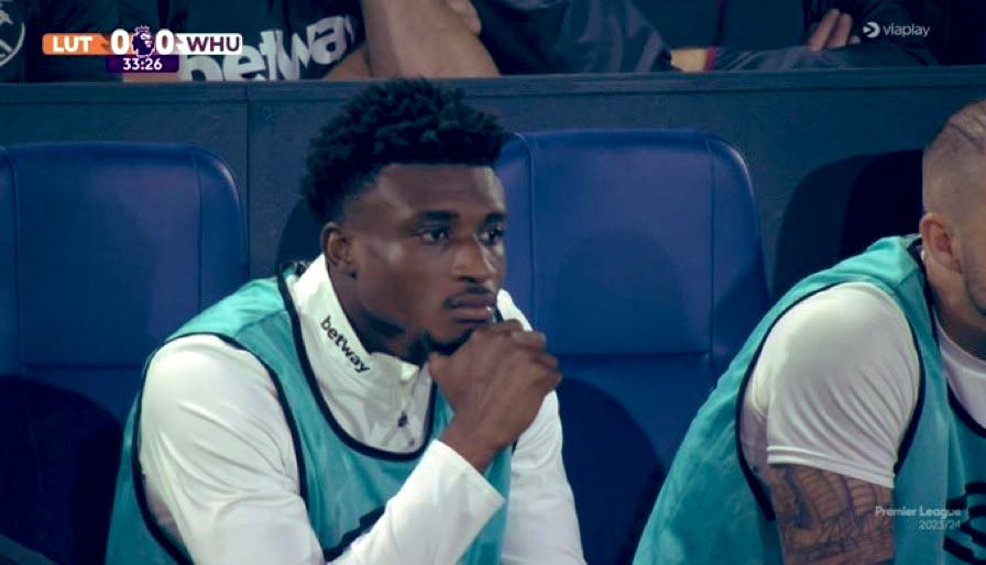 BongoIdeas_'s tweet photo. Sat on the bench for 90 mins, came in for 4 mins, touched the ball only twice &amp; committed offside. Overhyped Kudus! https://t.co/p6ZzRX0nqj