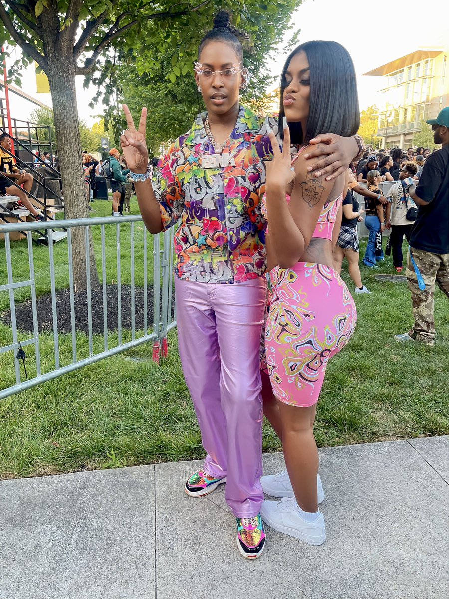 IAMPINKMONI's tweet photo. Felt so good to be back on Bowieโs Campus & then to have the opportunity to perform alongside so many amazing artists! It was LITTT! ๐ฅ๐ฅ๐ฅ
#DTLRHBCUTOUR https://t.co/dRGVi88qg6