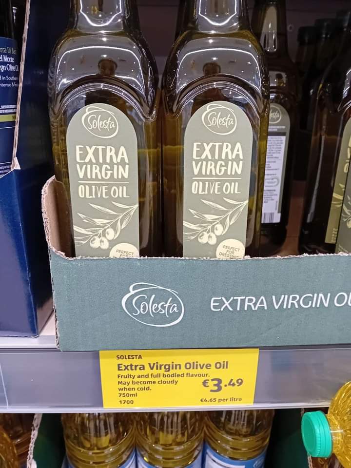 En Irlanda a 4.65 € el litro de AOVE. En el país productor, España, al doble de precio. Pero recuerda que es por la sequía.
