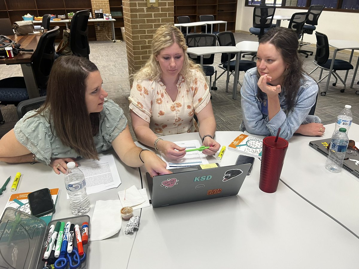 nicoleg_niet's tweet photo. It was a great day working alongside amazing instructional coaches @kerrvilleisd to support learning on Powerful Mini-Coaching Cycles with student work!  @NIETteach https://t.co/JFEKzhlgth