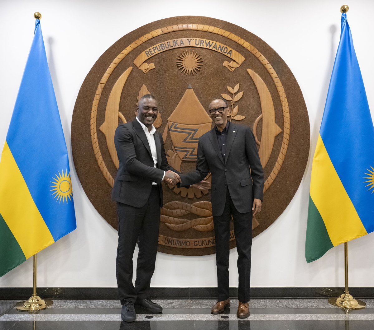 kigali_times's tweet image. &quot;President Kagame warmly welcomed British actor Idris Elba and his wife Sabrina Dhowre to discuss exciting opportunities for partnerships in boosting the creative arts industry. A promising collaboration ahead! 🎭🤝 #CreativePartnerships #ArtsDevelopment&quot;