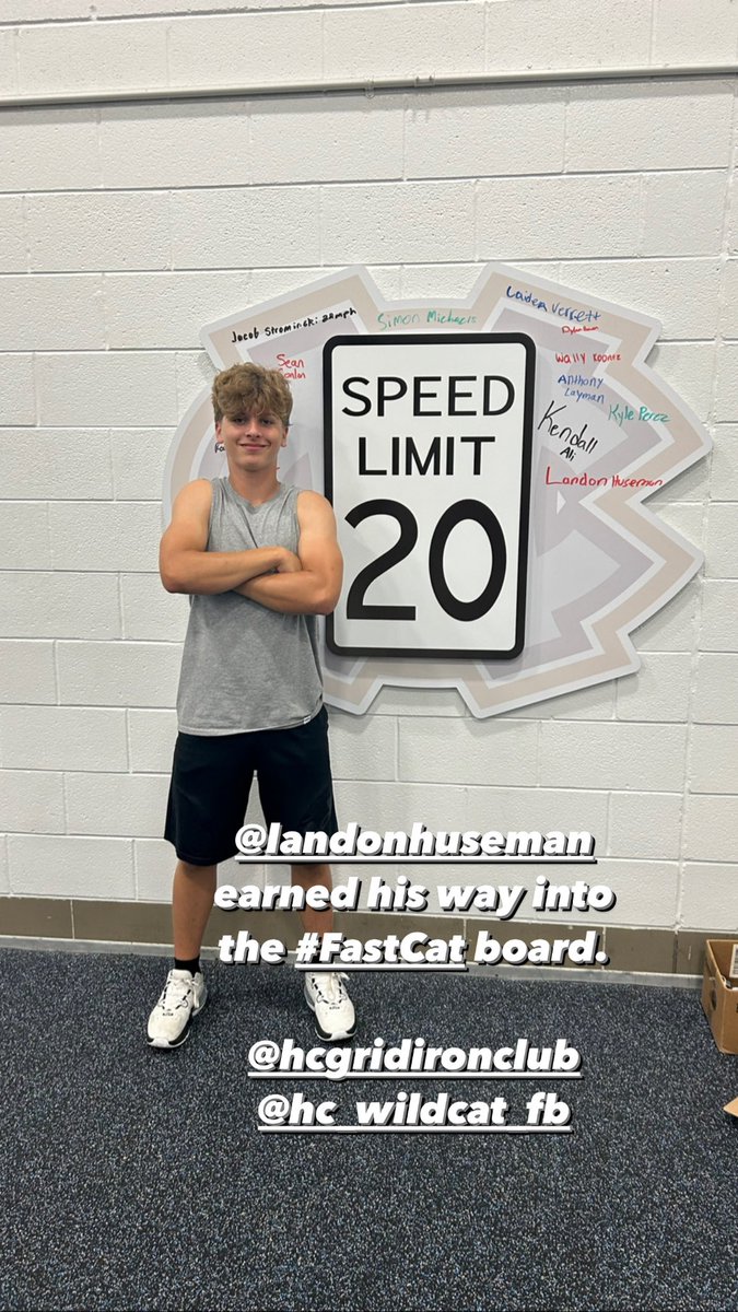 Coach_Grezenko's tweet image. Congrats to @fb_hanover Landon H. For earning his #FastCat band and a spot on the board! @HCPrideGridiron ⚡️⚡️⚡️⚡️