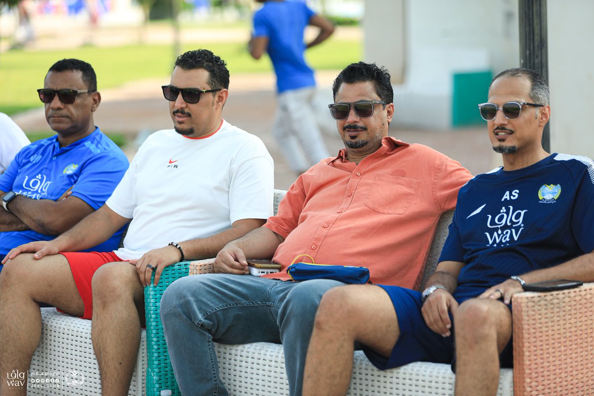 jeel_club's tweet photo. 🦅| #نسور_الاحساء تواصل الاستعداد 
        وسـط أنـظـار الرئـيس بوعـركــة ••

                                   💛🩵

🔷لقراءة تفاصيل الخبر👇
https://t.co/dZCTxQB00F

#الجيل
#معسكر_الجيل https://t.co/EJ6aB4cwVg