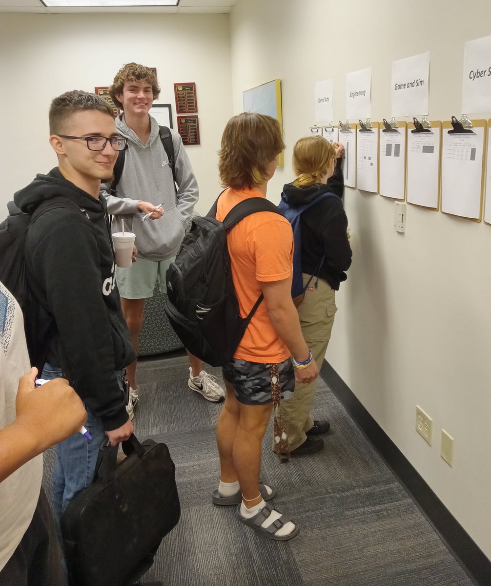 ButlerAcademies's tweet photo. 2 weeks in and we’re doin’ just fine. https://t.co/MMm8MUoNai