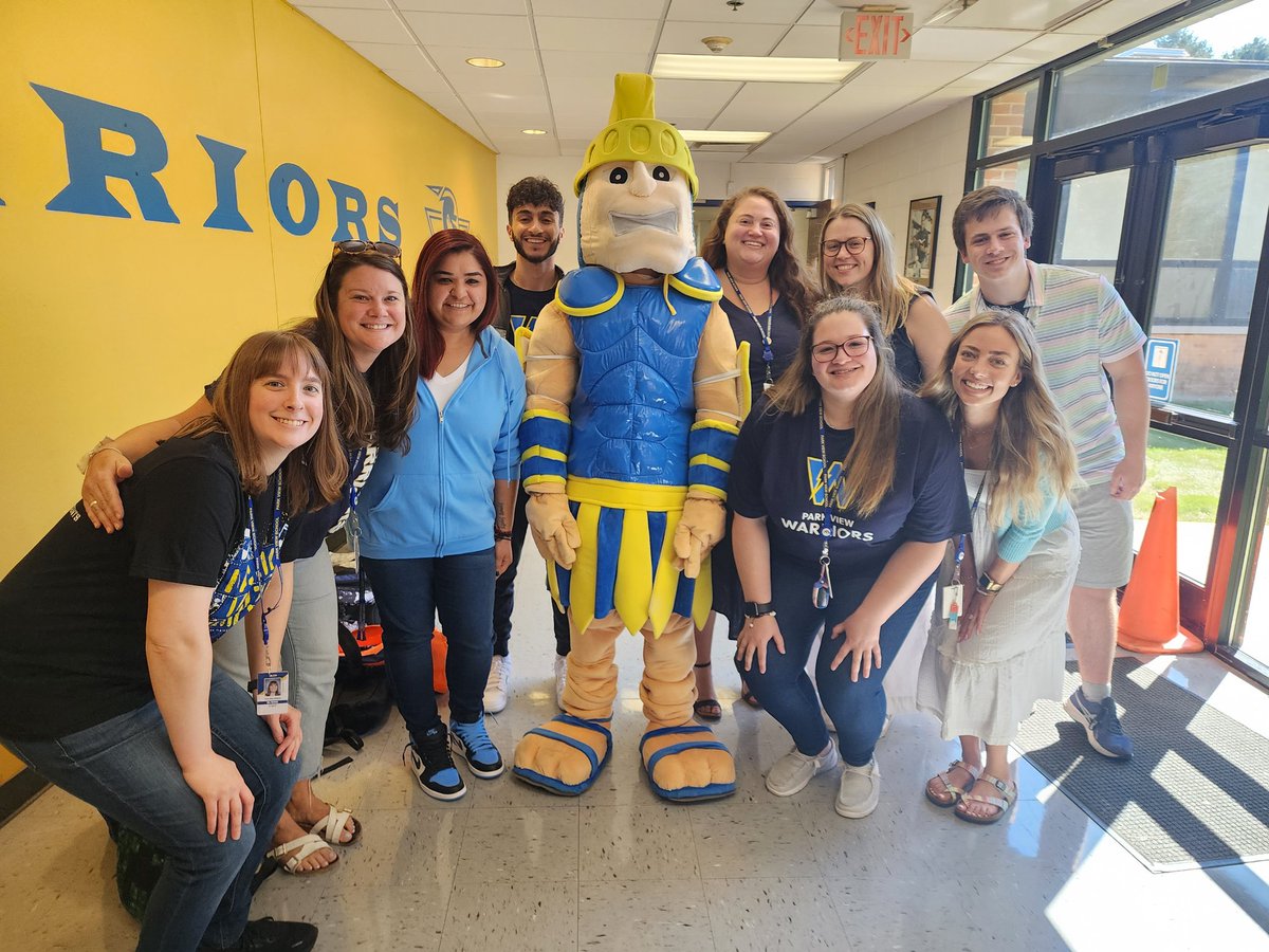 Happy Friday from the newest WARRIORS! Hope everyone has a wonderful weekend! 

@mgsd70 #warriors #inspire70