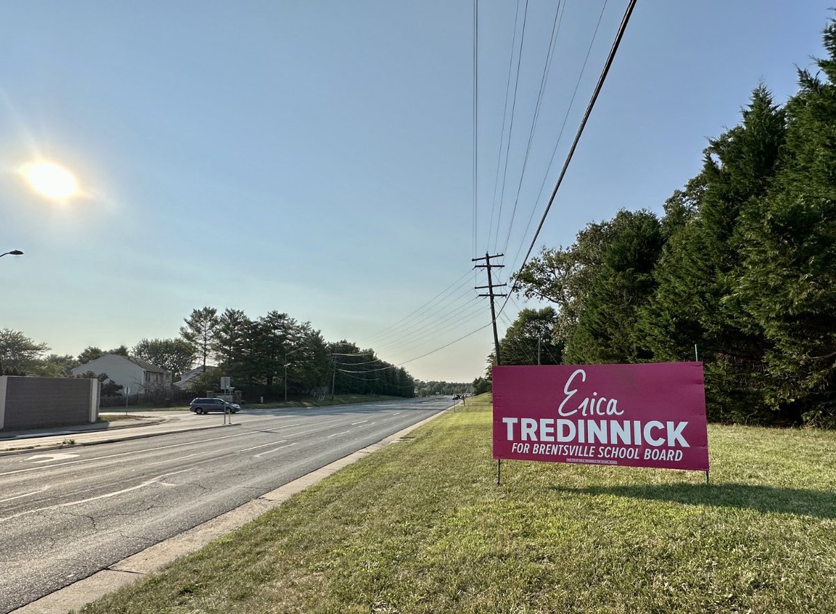 🍂 Happy September! My 4x8 signs are up around the district! Send me a message if you want a regular size sign dropped off in your yard! Have a great weekend, everyone! 🌟 #September #brentsvilledistrict #ericatredinnickforschoolboard #Parentsmatter #HappyFriday