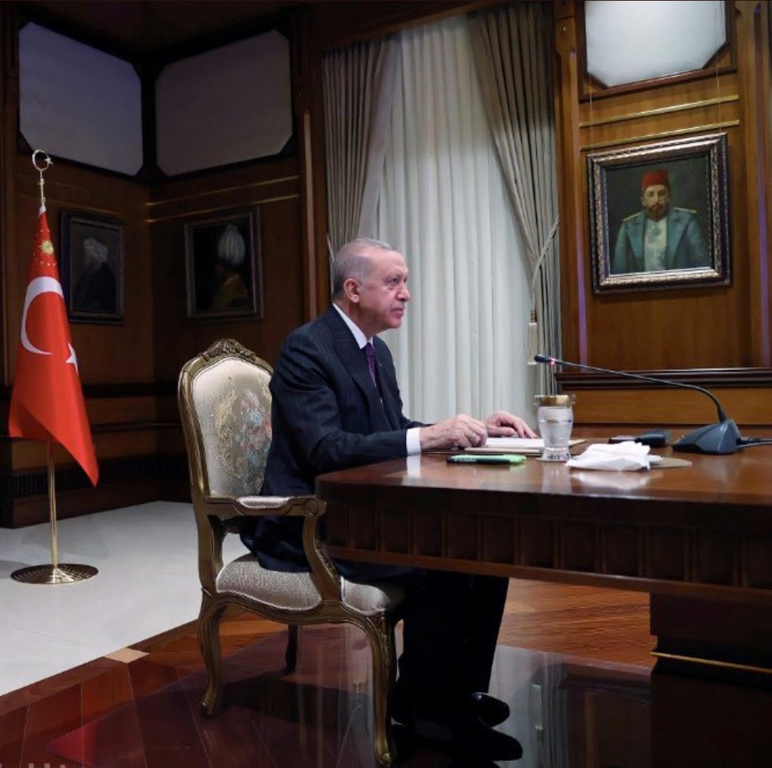 themarginale's tweet photo. Boş Yapma Ebrar. https://t.co/0EfJ8Y7UzW