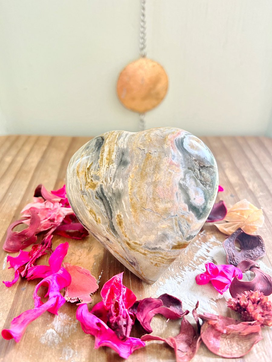 🚨🚨30% OFF OF ALL CRYSTALS!! For the last day of the sale I wanted to offer 30% off. We have the highest quality, affordable crystals and I’d love for you to check them out!🚨🚨

use code MAGIC✨✨

VIDEOS🧵⬇️ roseandquartz.com

📸: Orange Calcite, Rose Quartz, Flower