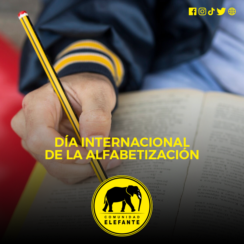 ElefantesGuate's tweet photo. Este día se conmemora en todo el mundo para recordar al público la importancia de la alfabetización como factor de dignidad y de derechos humanos, así como para lograr avances en la agenda de alfabetización con miras a una sociedad más instruida y sostenible.
#ComunidadElefante https://t.co/GAH6k94R9Z