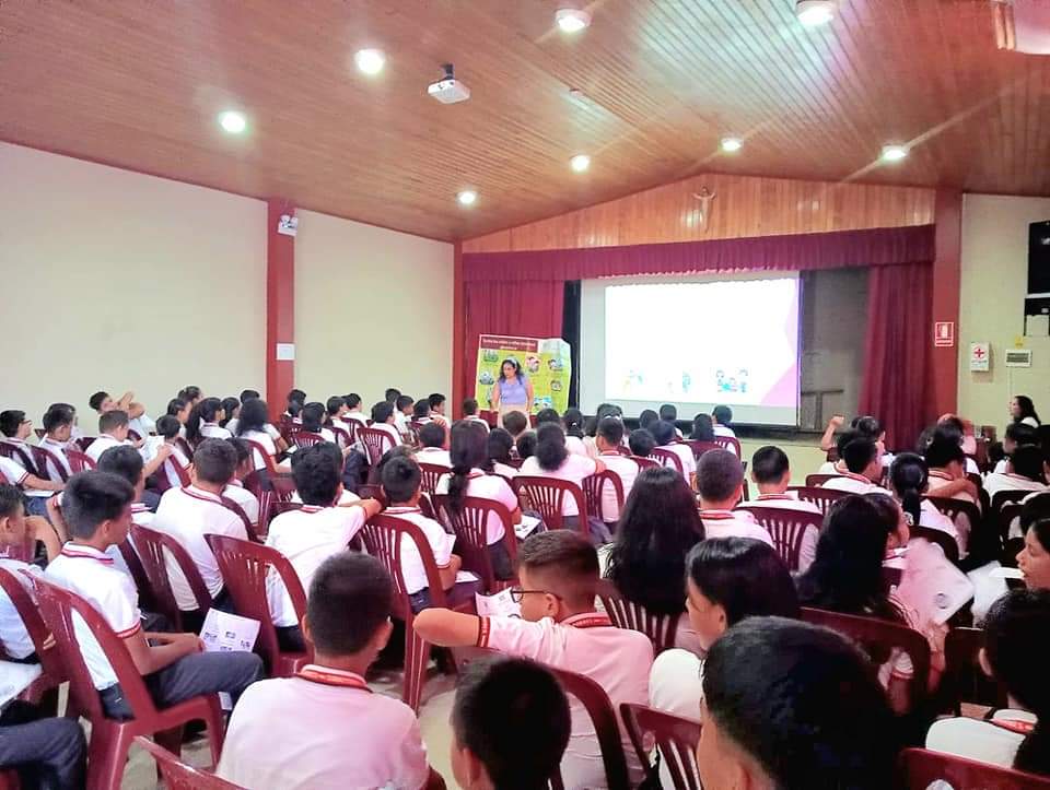CSJLoreto's tweet photo. La Corte Superior de Justicia de Loreto, en su labor de proyección a la comunidad, desarrolló una charla gratuita sobre Bullying y acoso escolar, dirigida a alumnos de nivel primario del colegio San Martín de Porres, en Iquitos. https://t.co/AKdkgjenAK