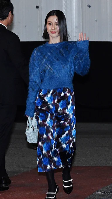 go minsi at the lady dior celebration exhibition 