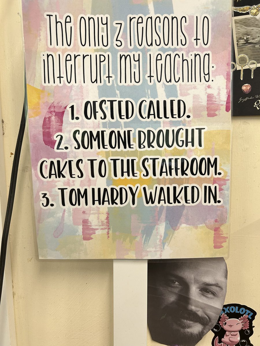 burgeja's tweet photo. @0fficialtomhard please give my colleagues students a reason to interrupt her teaching 🤣🙏 https://t.co/pA7GX73wSy