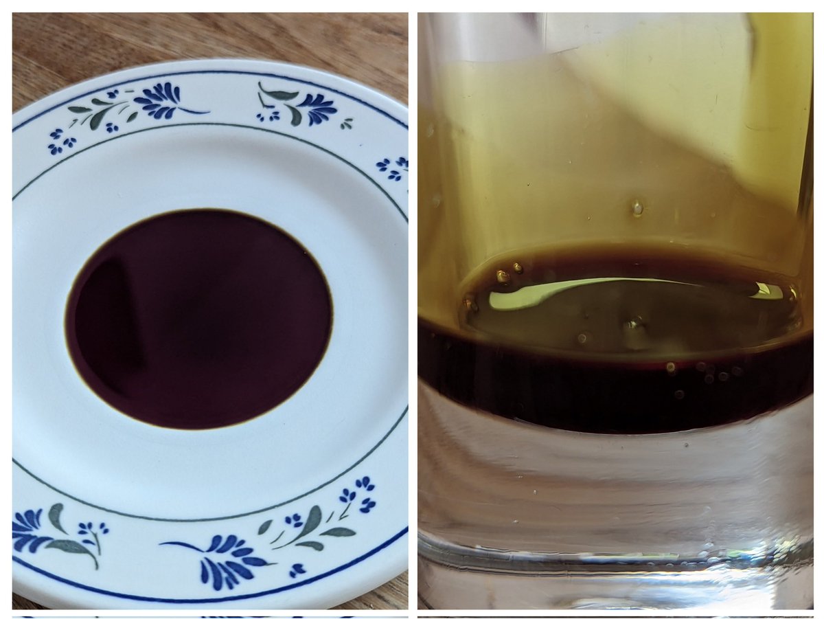 ggkuhnle's tweet photo. Ultraprocessed food or not? #Styrian roast pumpkin seed oil.

Probably not common in many kitchens. https://t.co/fxjtIr6SaW