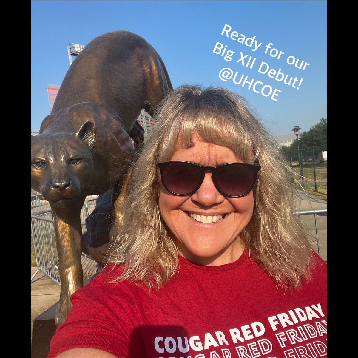 Shasta and I are ready for our Big XII football debut! Excited for my first game as a Cougar and thankful to @uhcoe for a great start to the year! #cougarredfriday #GoCoogs