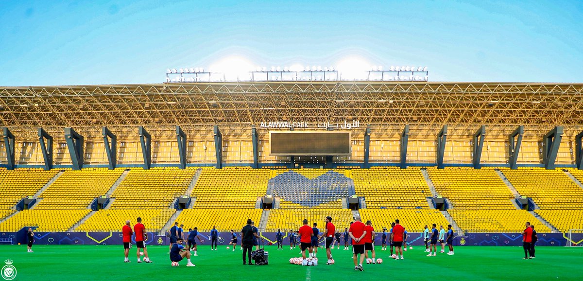 AlNassrFC's tweet photo. من على ملعبــه 💛
يختتم #النصر استعداداته لمواجهة الغـد https://t.co/ydPxZdGgIi