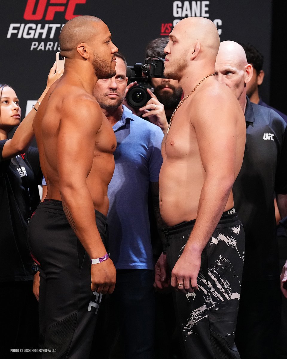 MMAFighting's tweet photo. Your #UFCParis main and co-main event are official 🔥

Who wins and how? https://t.co/EVu0YfSkeA