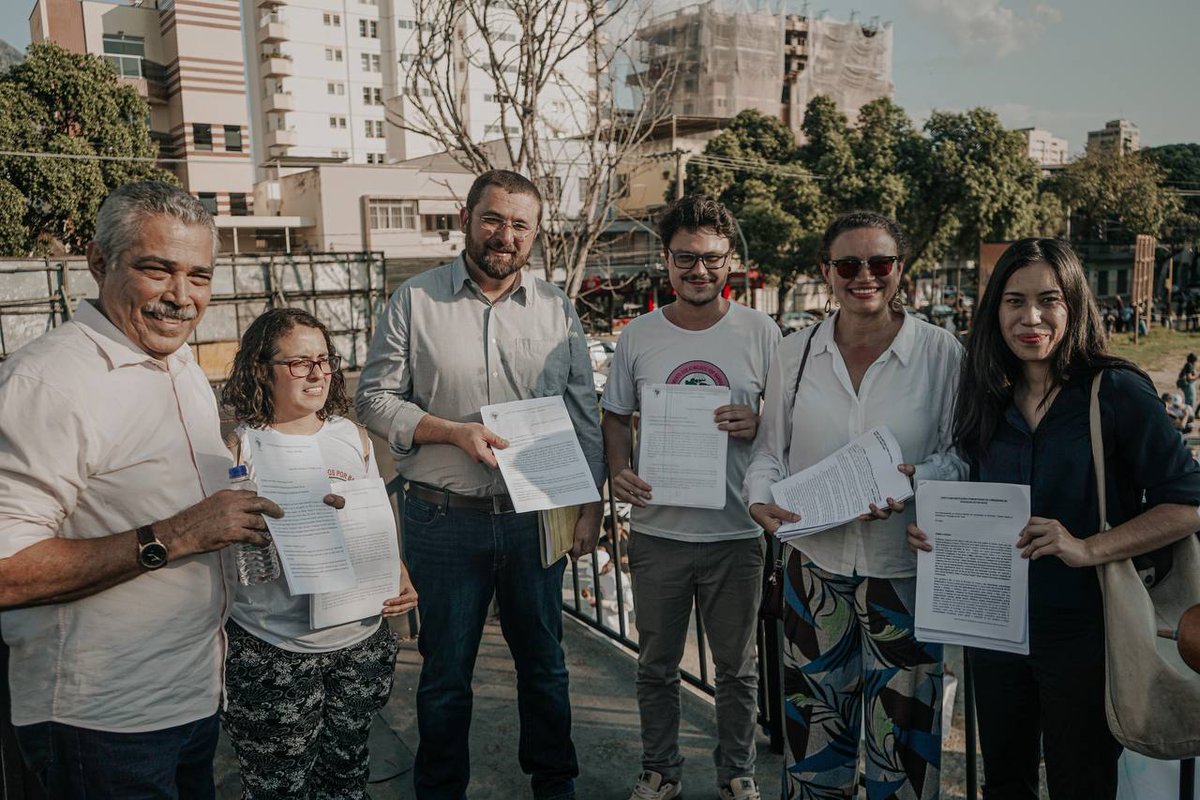 KelliMafort's tweet photo. Tive a oportunidade de estar presente nessa mobilização em Governador Valadares, MG, organizada pelo MAB, com apoio do MST, MAM e CMP, ao lado da ex-prefeita de Governador Valadares @elisacostapt e da vereadora da cidade Gilsa Santos
📷Nane Camargos e Gabinete Vereadora Gilsa https://t.co/eSoleP8zb7