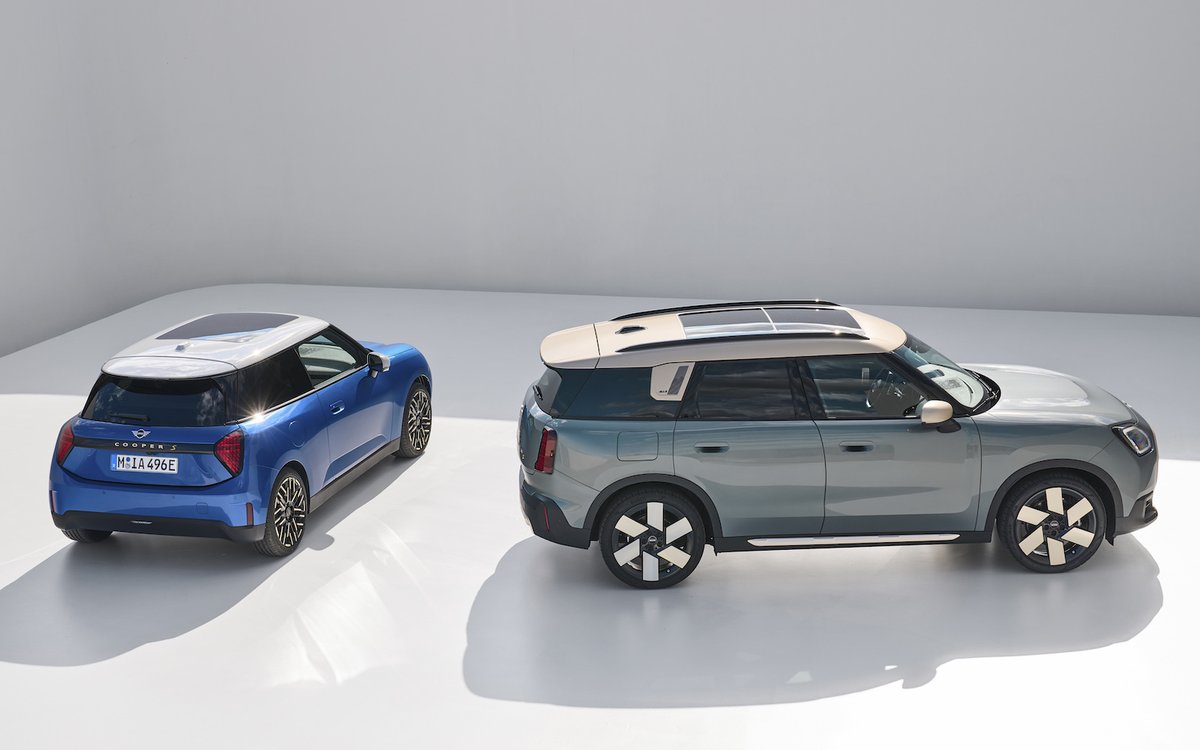 AutomotoHr's tweet photo. Novi MINI Cooper i Countryman potpuno su električni, kombiniraju prepoznatljiv dizajn, naprednu tehnologiju pogona i impresivno digitalno iskustvo. MINI Cooper s 3 vrata je usmjeren na zabavu u urbanoj vožnji a Countryman je narastao i spreman je za avanture izvan grada. https://t.co/abUkdMyEhf
